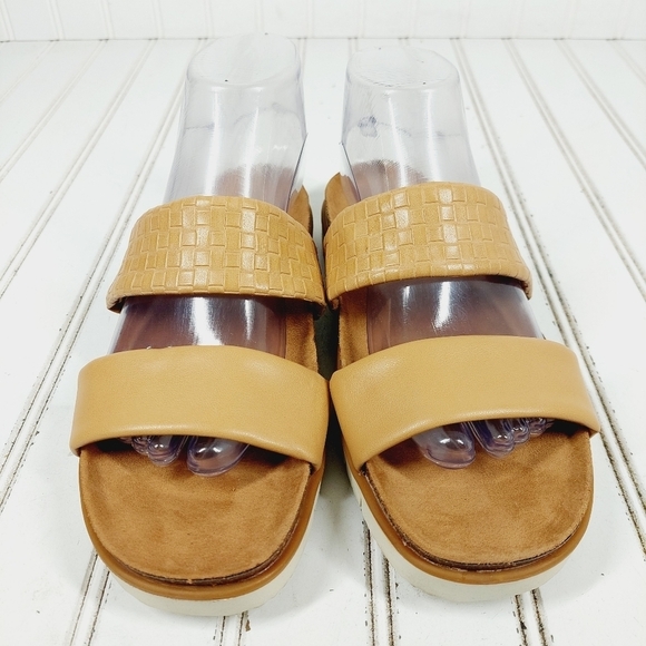 NEW Susina Luisa Tan Snakeskin Slip On Flat Summer Sandals M636 - Picture 3 of 11